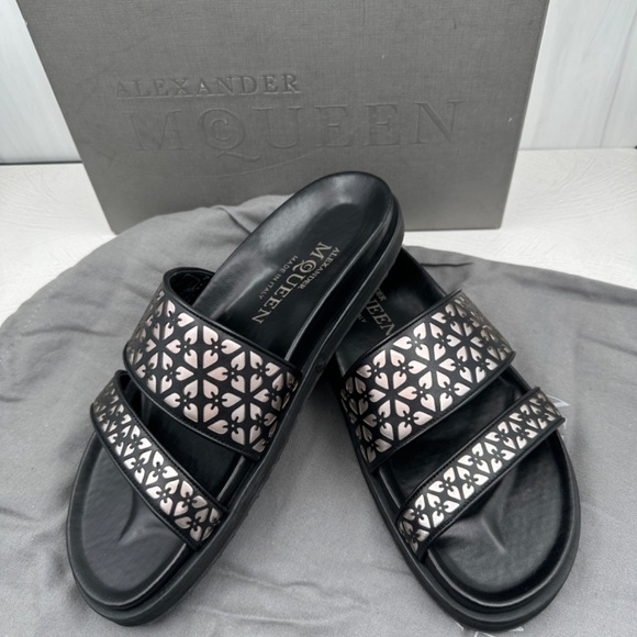 Alexander McQueen Pelle S Gomma Sandals Black/Silver Leather Slides EU 40 US 9.5 - Picture 2 of 6